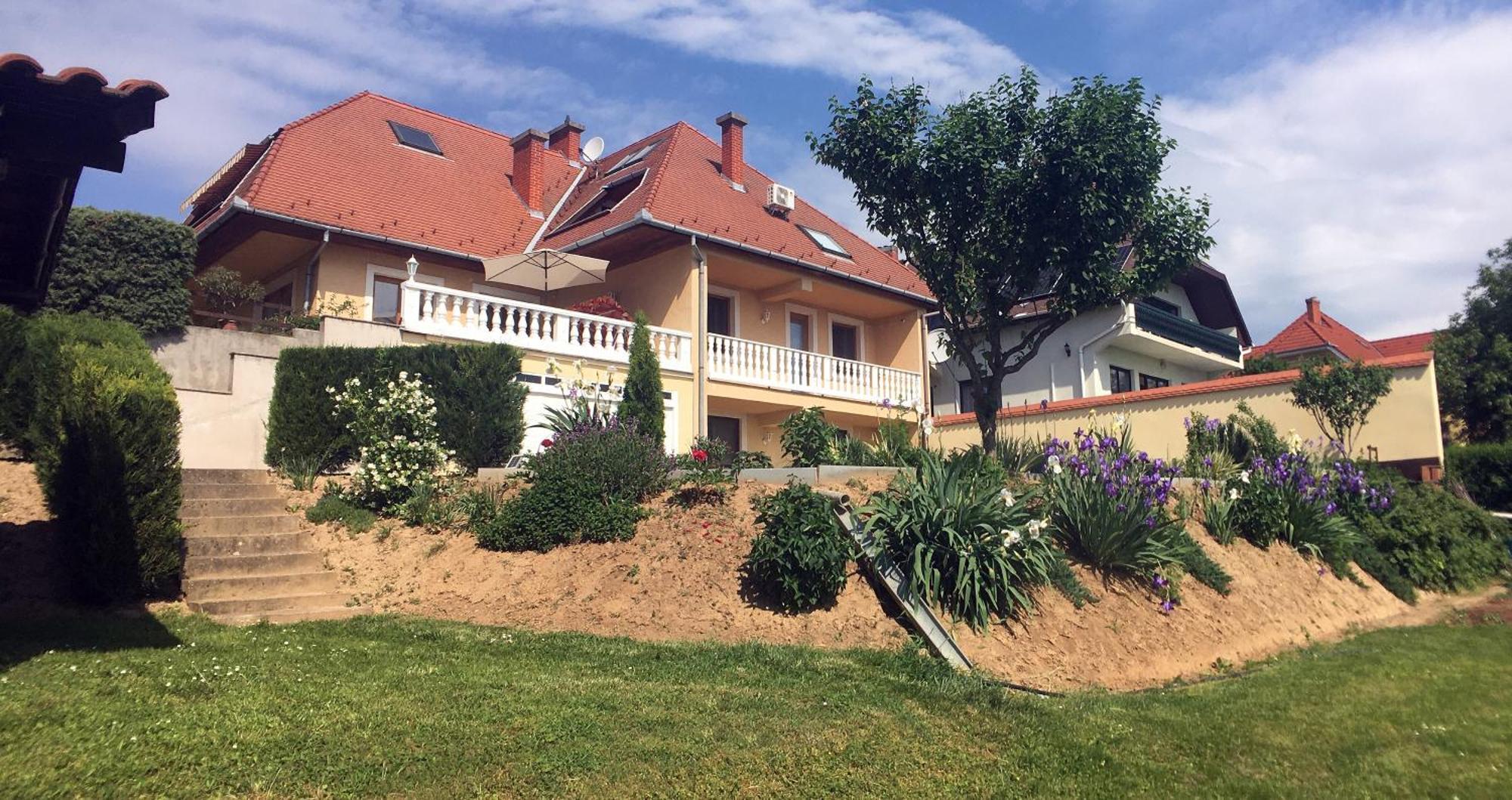 Hevizquelle Apartments Екстериор снимка