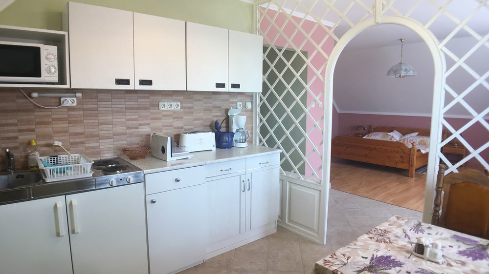 Hevizquelle Apartments Екстериор снимка